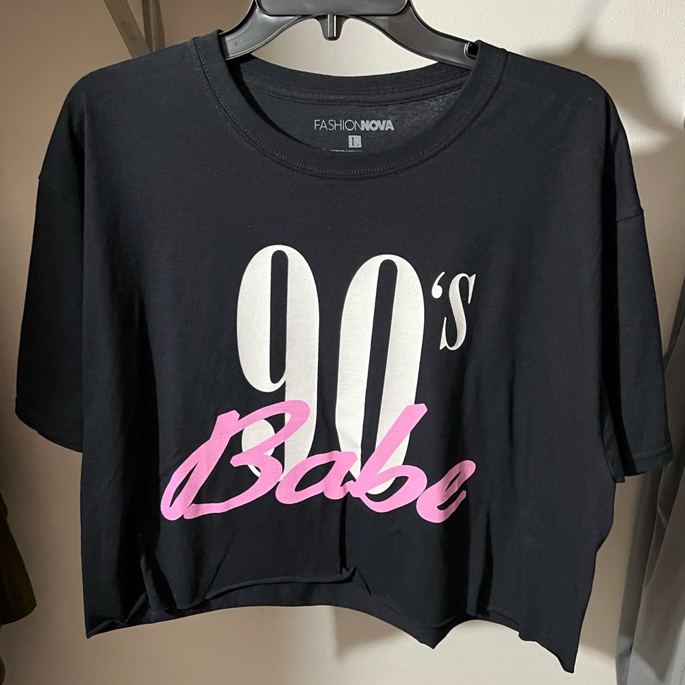 90’s Babe black crop top